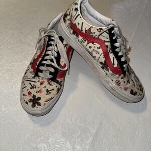 Vans Stranger Things Custom Netflix Shoe Mens 8.5 Womens 10 White Black Red Axe